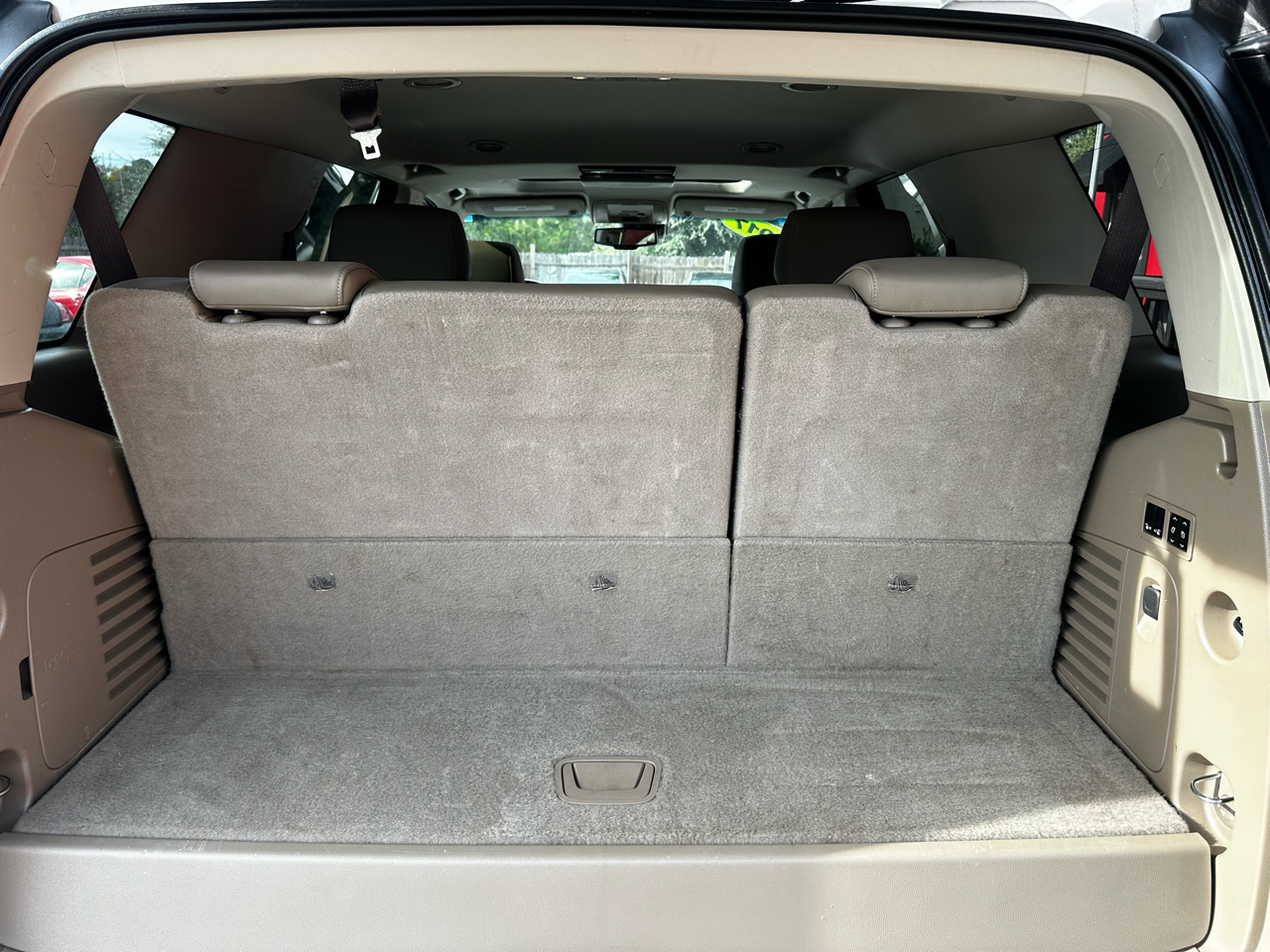 GMC Yukon 4WD 4dr SLT 2017