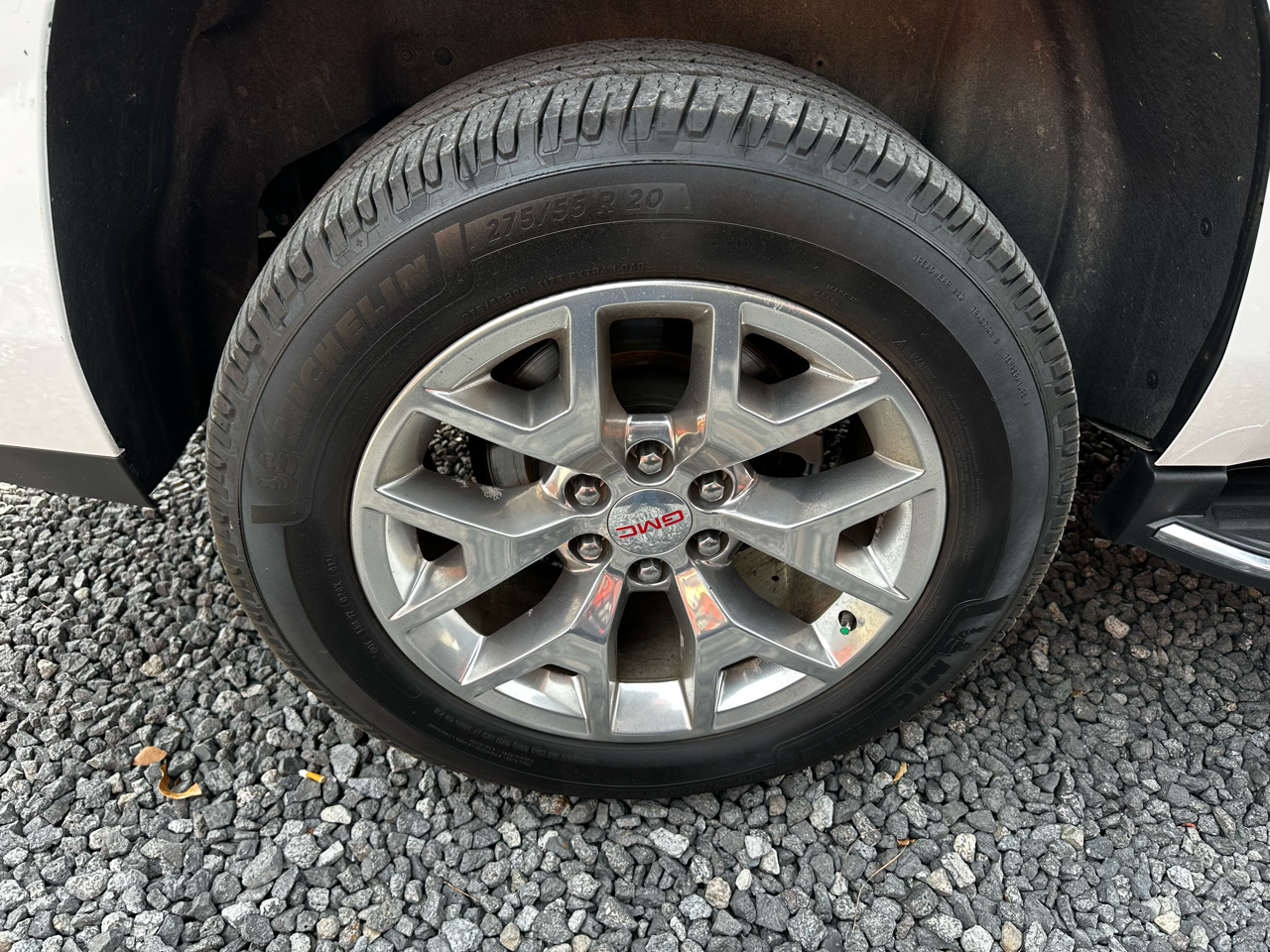 GMC Yukon 4WD 4dr SLT 2017