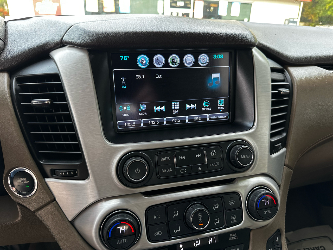 GMC Yukon 4WD 4dr SLT 2017