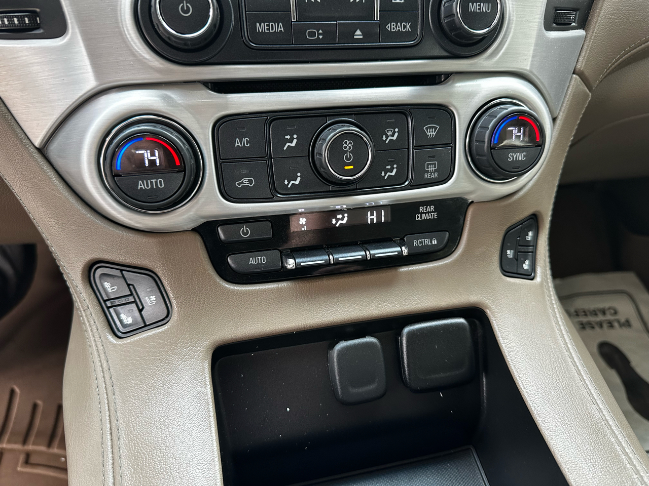 GMC Yukon 4WD 4dr SLT 2017