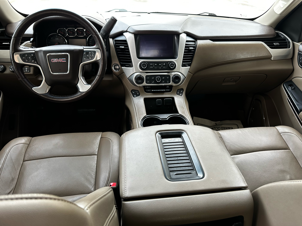 GMC Yukon 4WD 4dr SLT 2017