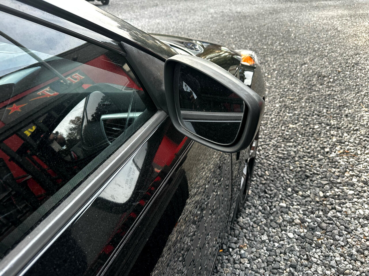 Hyundai Veloster 3dr Cpe Auto w/Yellow Accent 2016