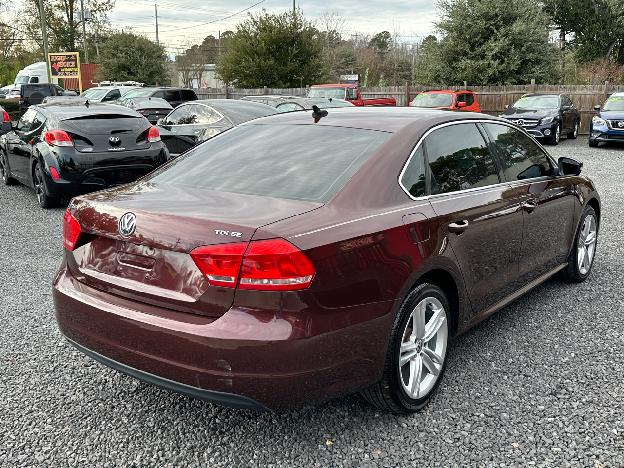 Volkswagen Passat 4dr Sdn 2.0L DSG TDI SE w/Sunroof 2014