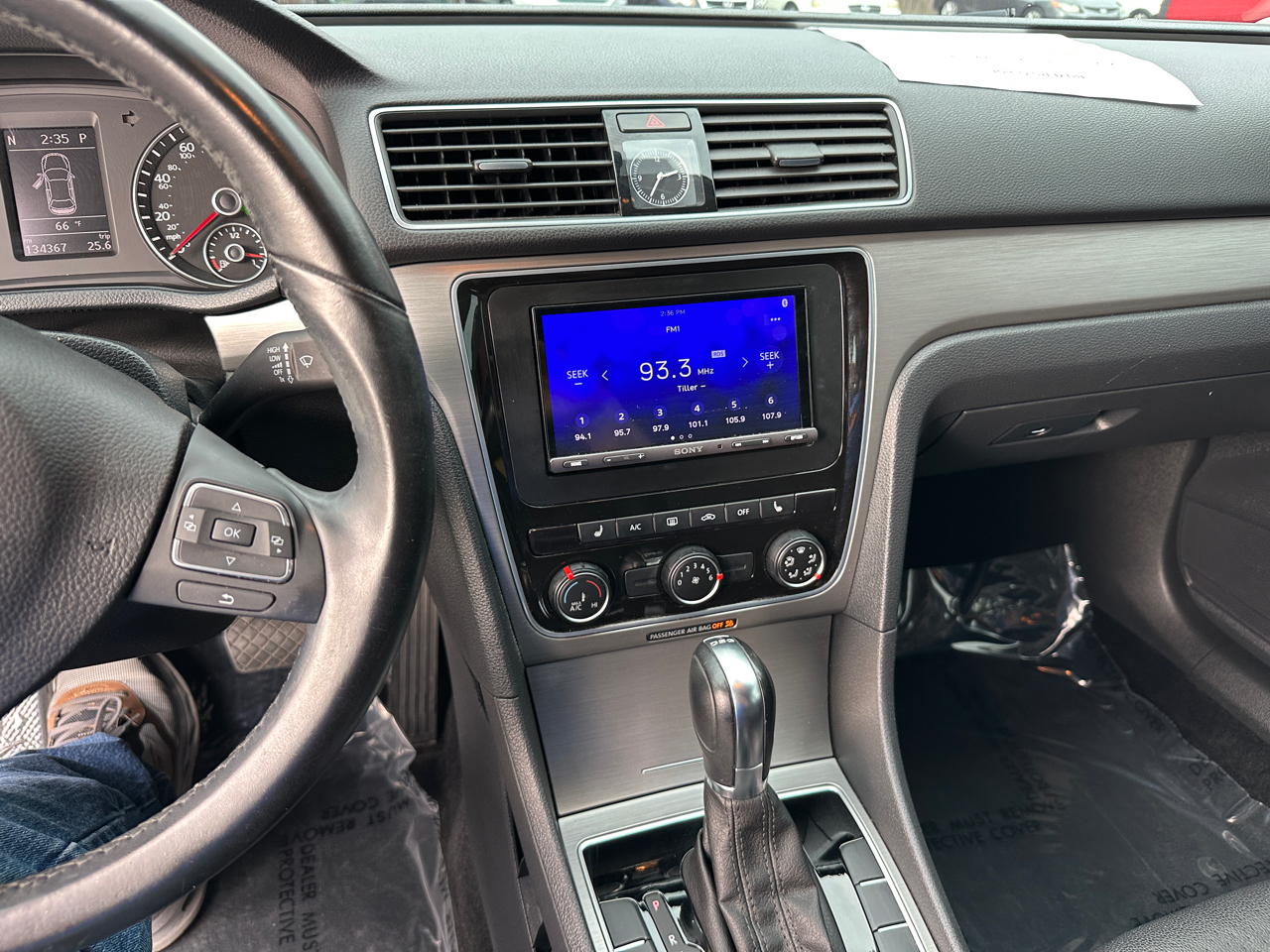 Volkswagen Passat 4dr Sdn 2.0L DSG TDI SE w/Sunroof 2014