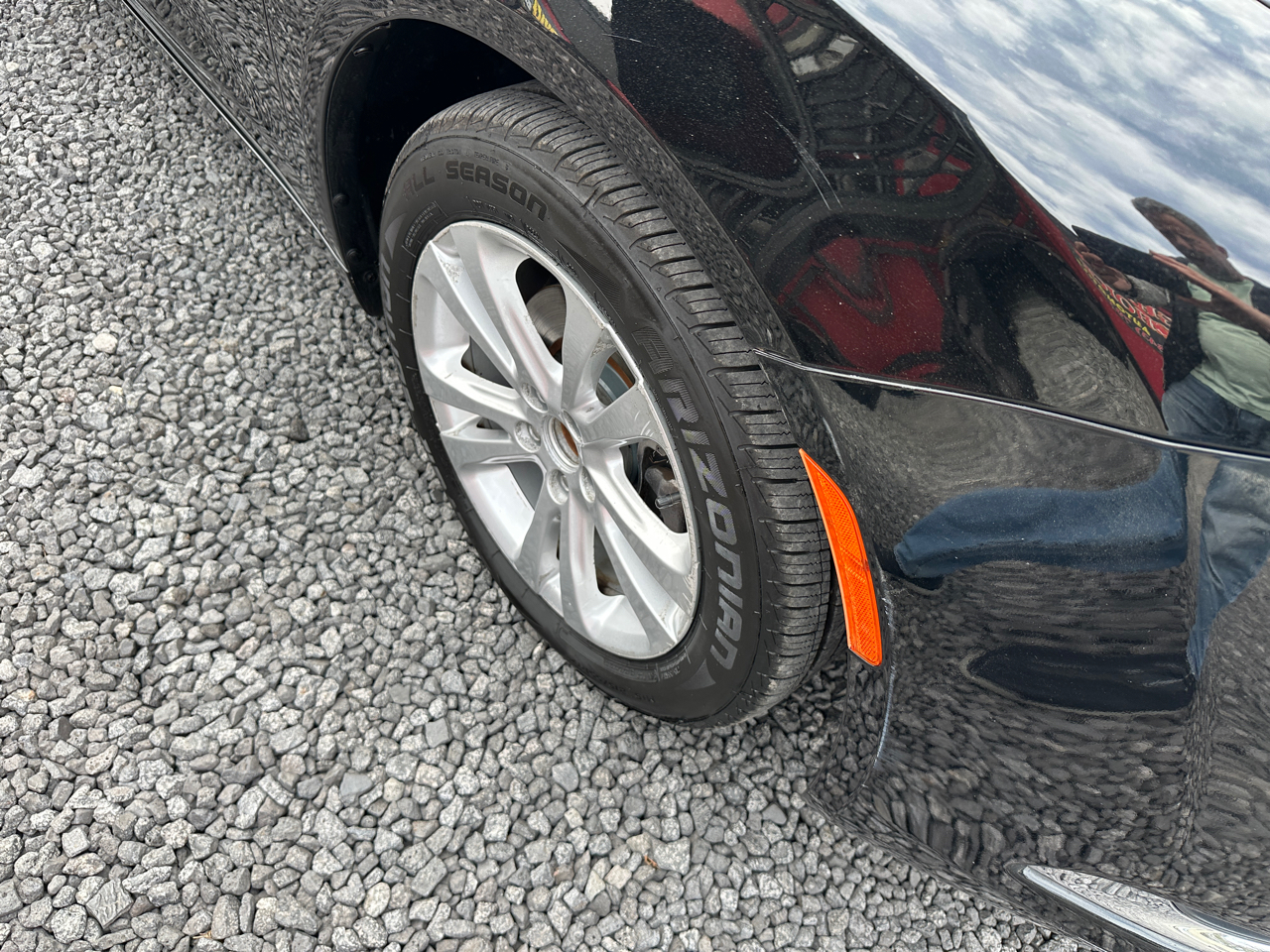 Chrysler 200 4dr Sdn Limited FWD 2015