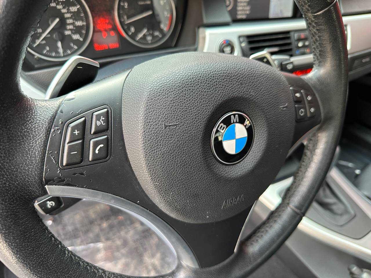 BMW 3 Series 4dr Sdn 335i xDrive AWD 2011