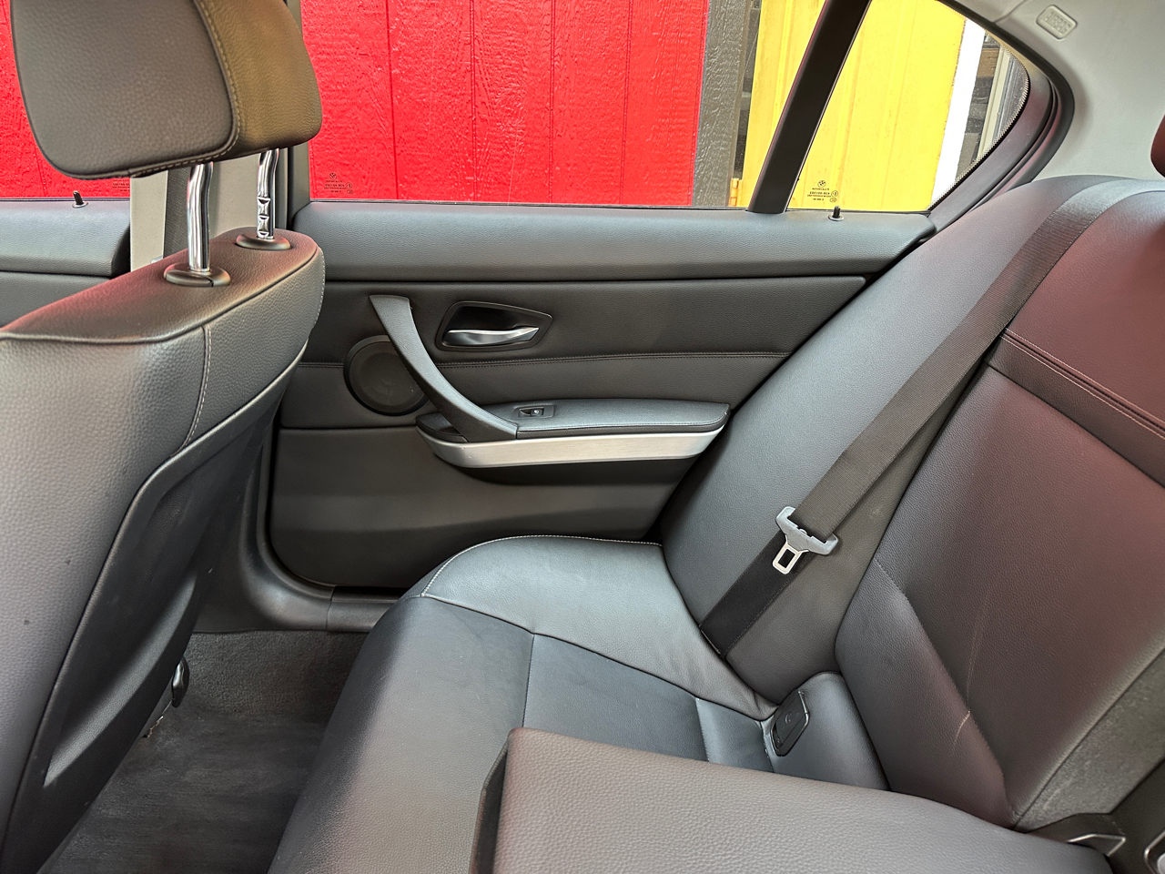 BMW 3 Series 4dr Sdn 335i xDrive AWD 2011