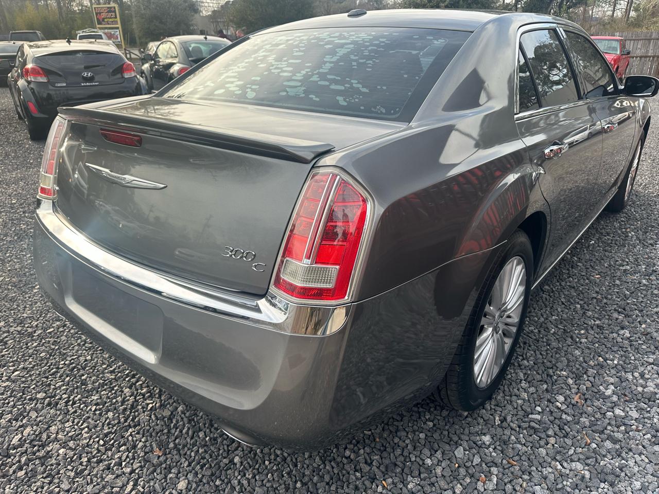 Chrysler 300 4dr Sdn V8 300C AWD 2012