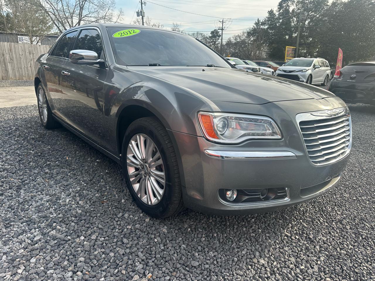 Chrysler 300 4dr Sdn V8 300C AWD 2012