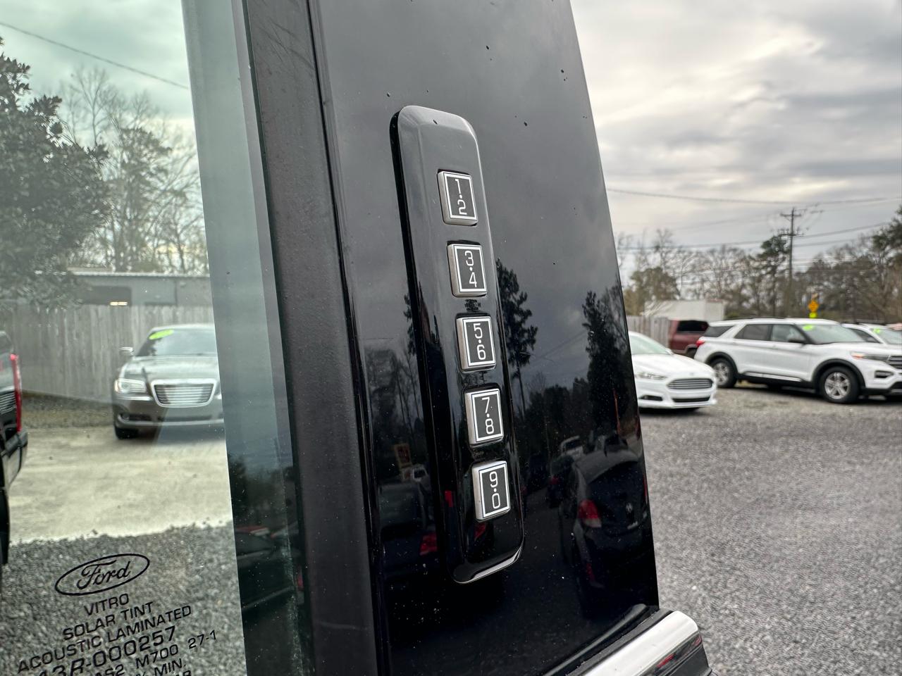 Ford Super Duty F-250 SRW Platinum 4WD Crew Cab 6.75' Box 2022