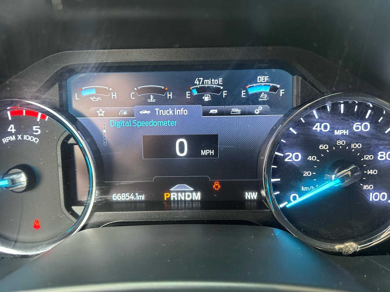 Ford Super Duty F-250 SRW Platinum 4WD Crew Cab 6.75' Box 2022