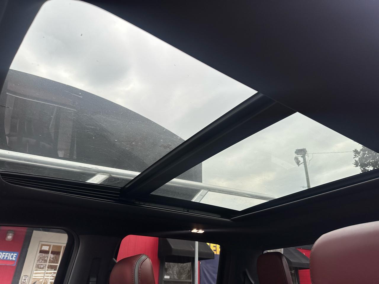 Ford Super Duty F-250 SRW Platinum 4WD Crew Cab 6.75' Box 2022