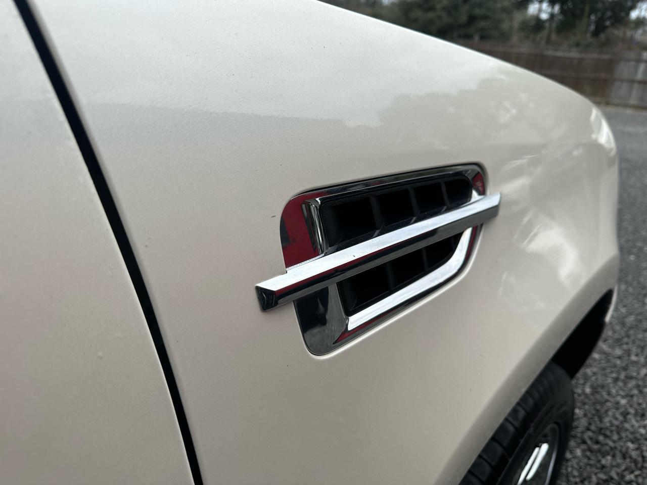 Cadillac Escalade 2WD 4dr Luxury 2013