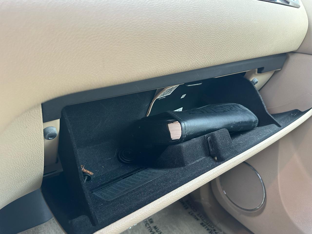 Cadillac Escalade 2WD 4dr Luxury 2013