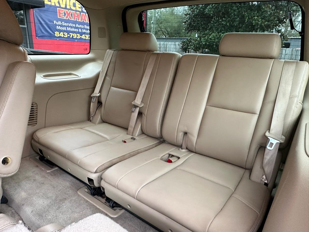 Cadillac Escalade 2WD 4dr Luxury 2013