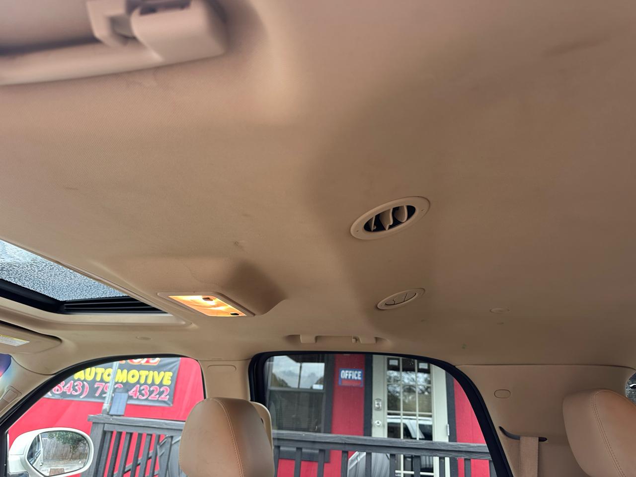 Cadillac Escalade 2WD 4dr Luxury 2013