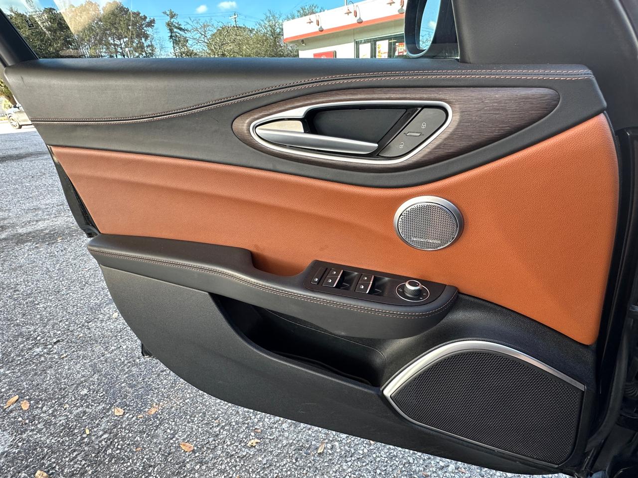 Alfa Romeo Giulia Ti Lusso AWD 2019