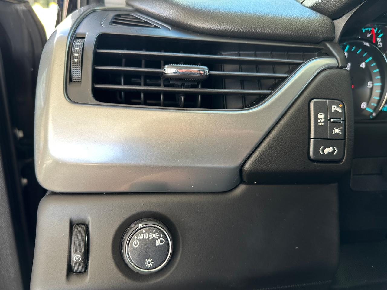 Chevrolet Tahoe 2WD 4dr LT 2017