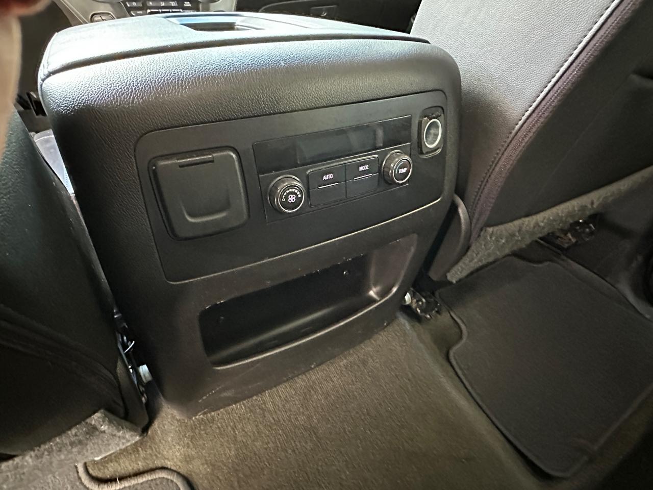 Chevrolet Tahoe 2WD 4dr LT 2017