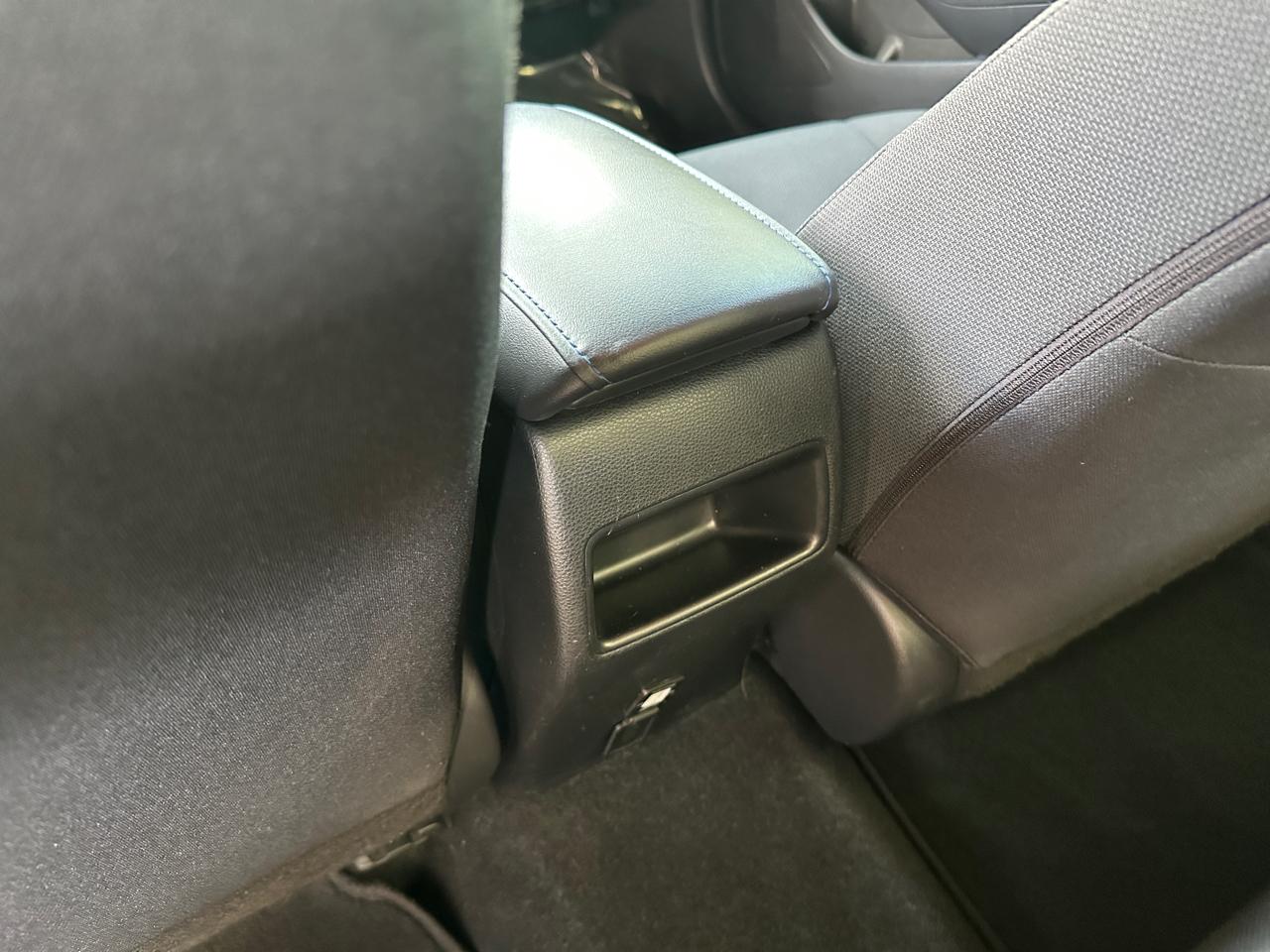 Toyota Corolla SE 4D Sedan 2021