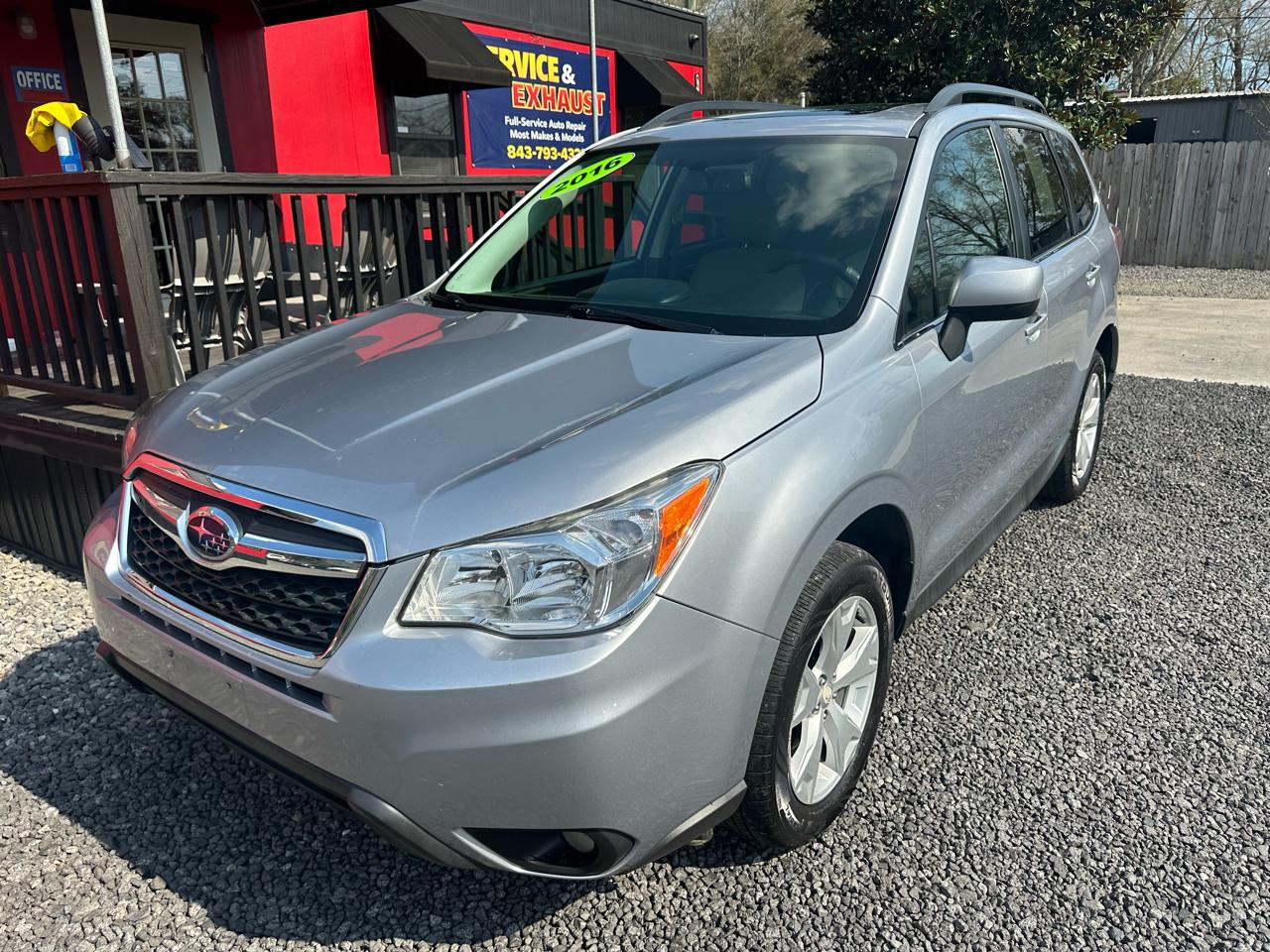 Subaru Forester 4dr CVT 2.5i Limited PZEV 2016