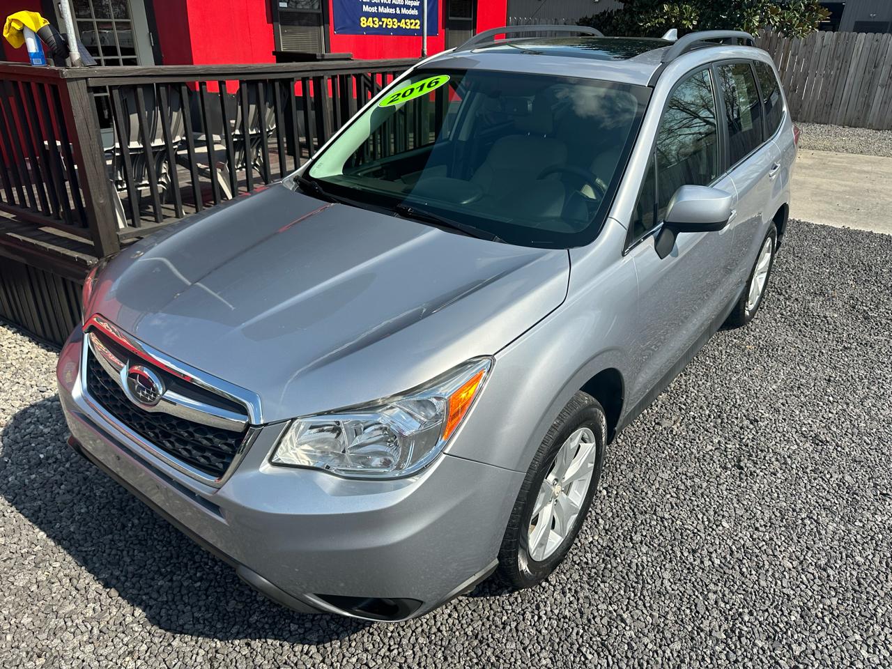 Subaru Forester 4dr CVT 2.5i Limited PZEV 2016