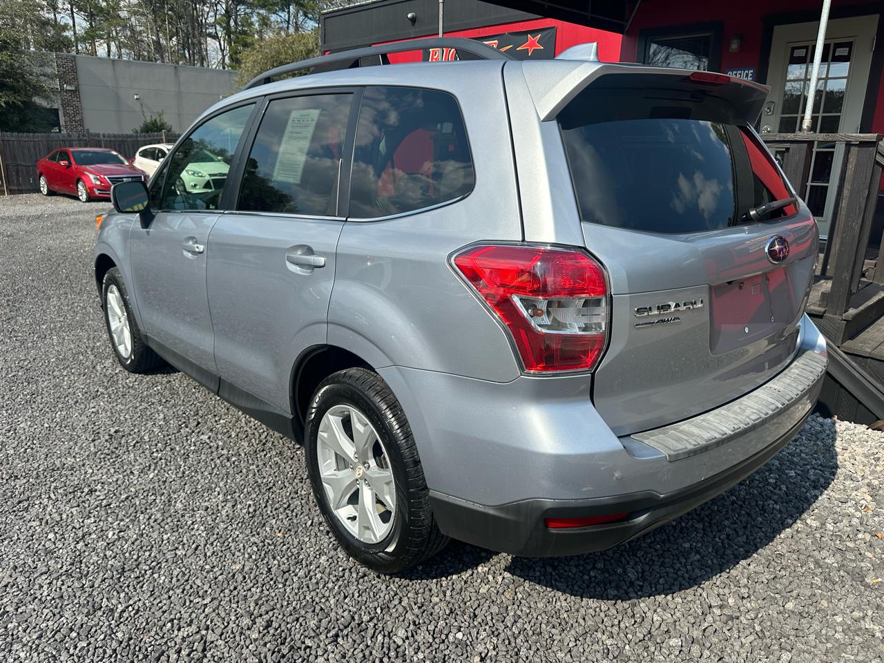 Subaru Forester 4dr CVT 2.5i Limited PZEV 2016