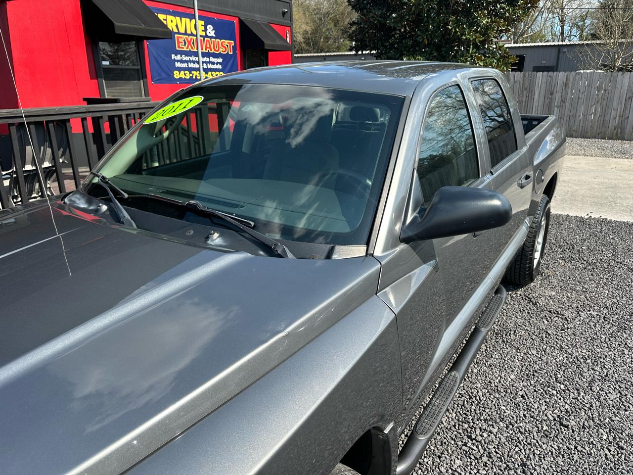 RAM Dakota 2WD Crew Cab Bighorn/Lonestar 2011