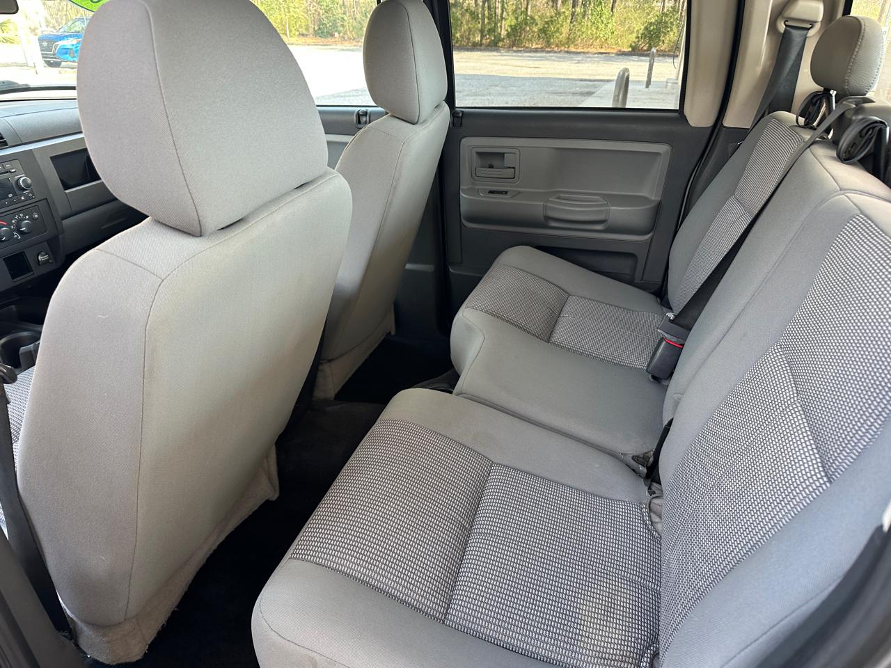 RAM Dakota 2WD Crew Cab Bighorn/Lonestar 2011