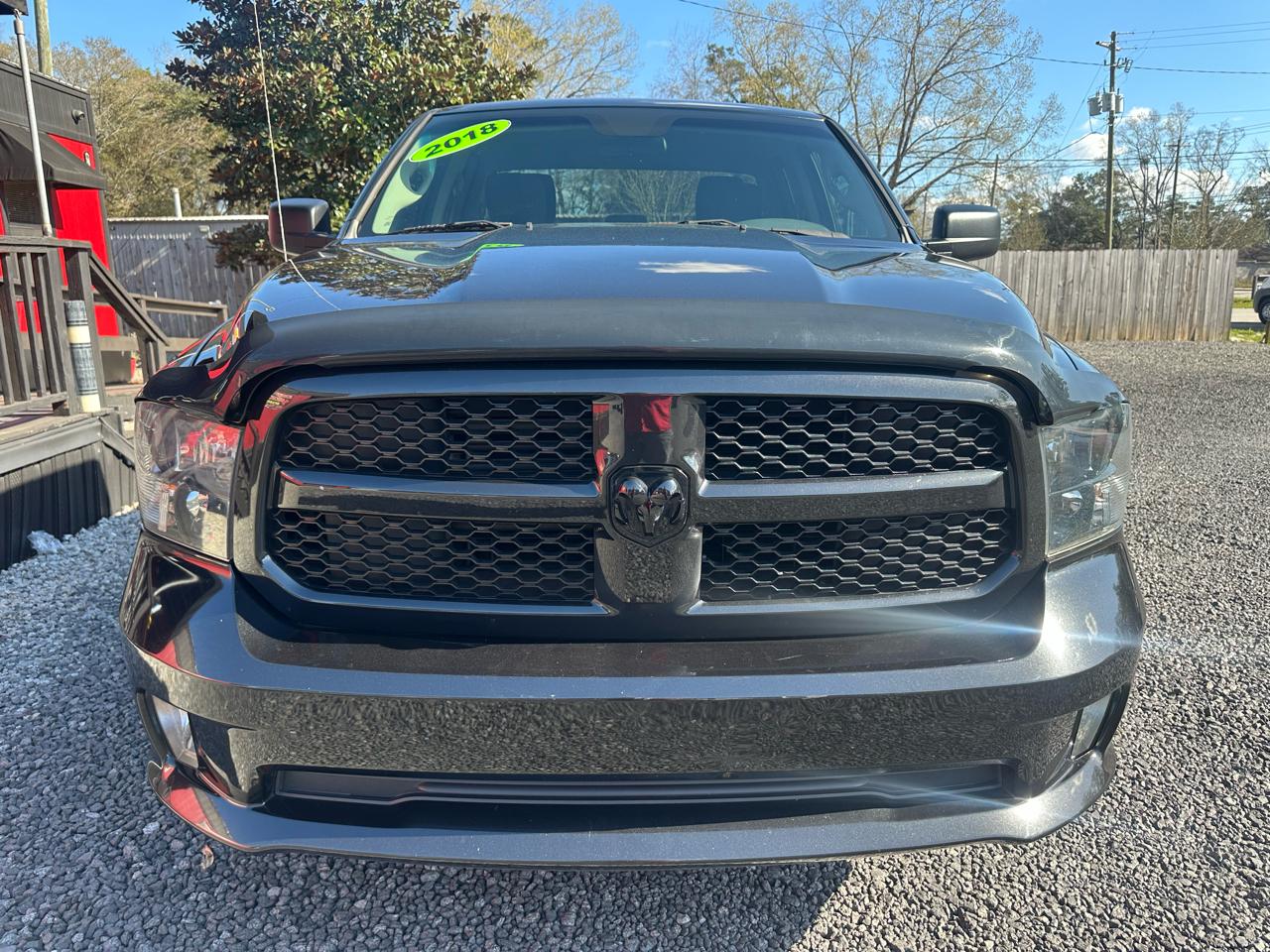 RAM 1500 Express 4x4 Quad Cab 6'4" Box 2018