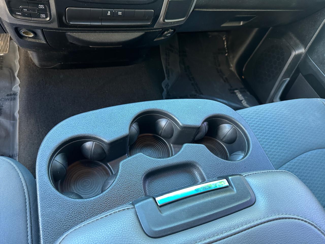 RAM 1500 Express 4x4 Quad Cab 6'4" Box 2018