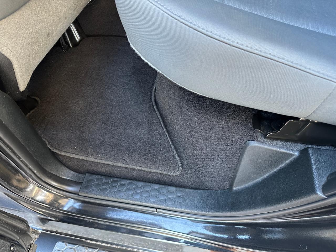 RAM 1500 Express 4x4 Quad Cab 6'4" Box 2018