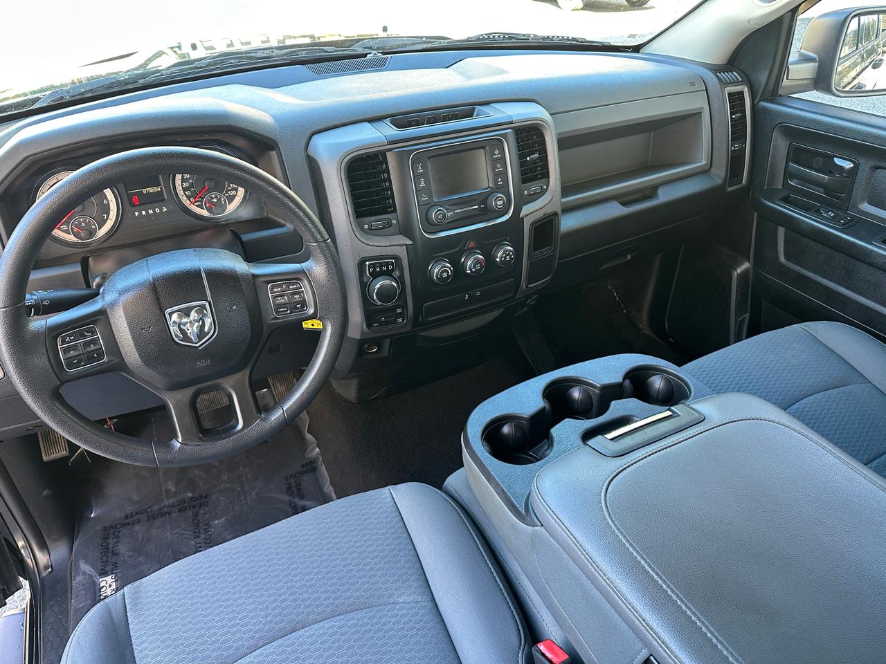 RAM 1500 Express 4x4 Quad Cab 6'4" Box 2018