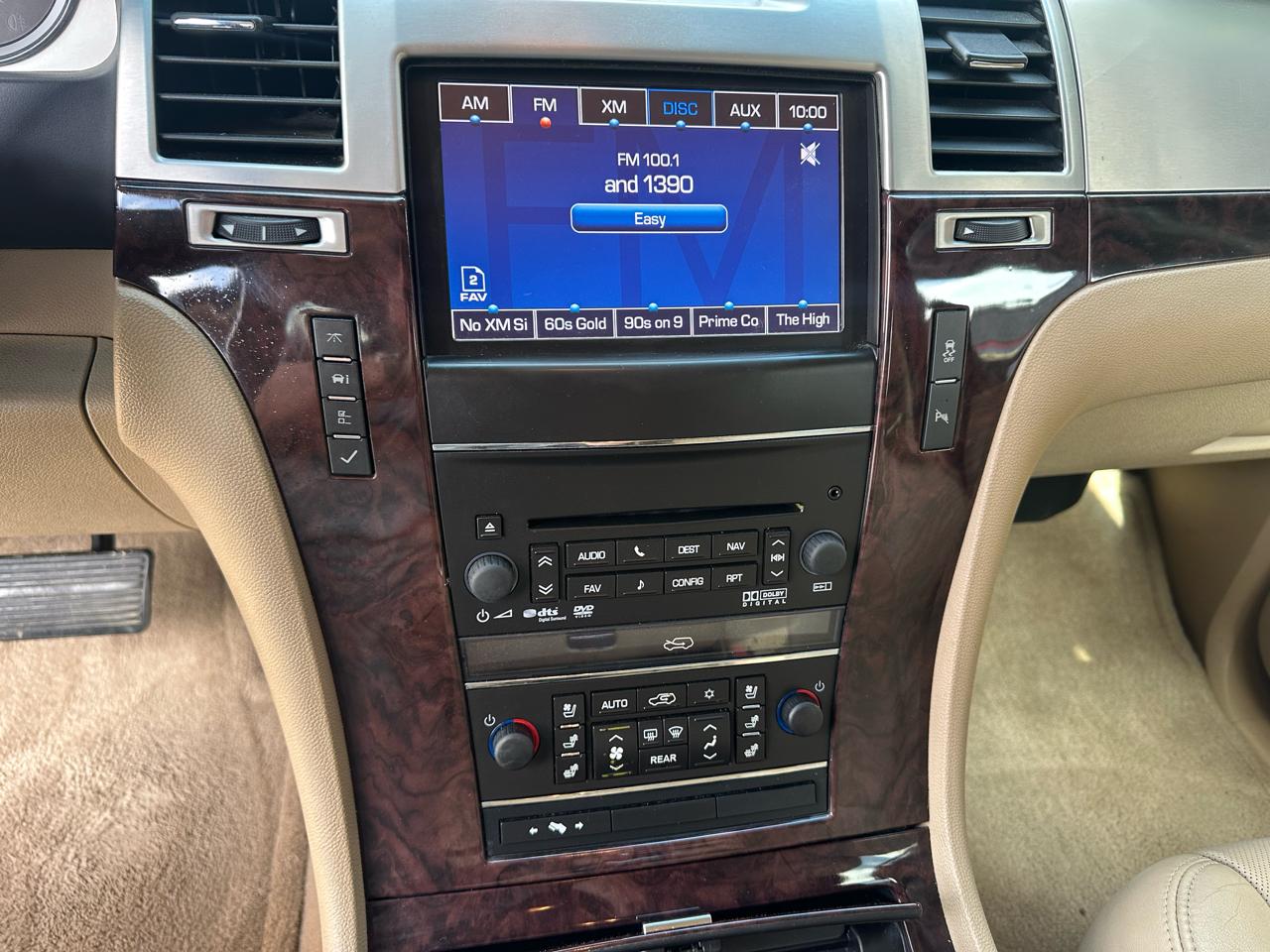 Cadillac Escalade 2WD 4dr Luxury 2013