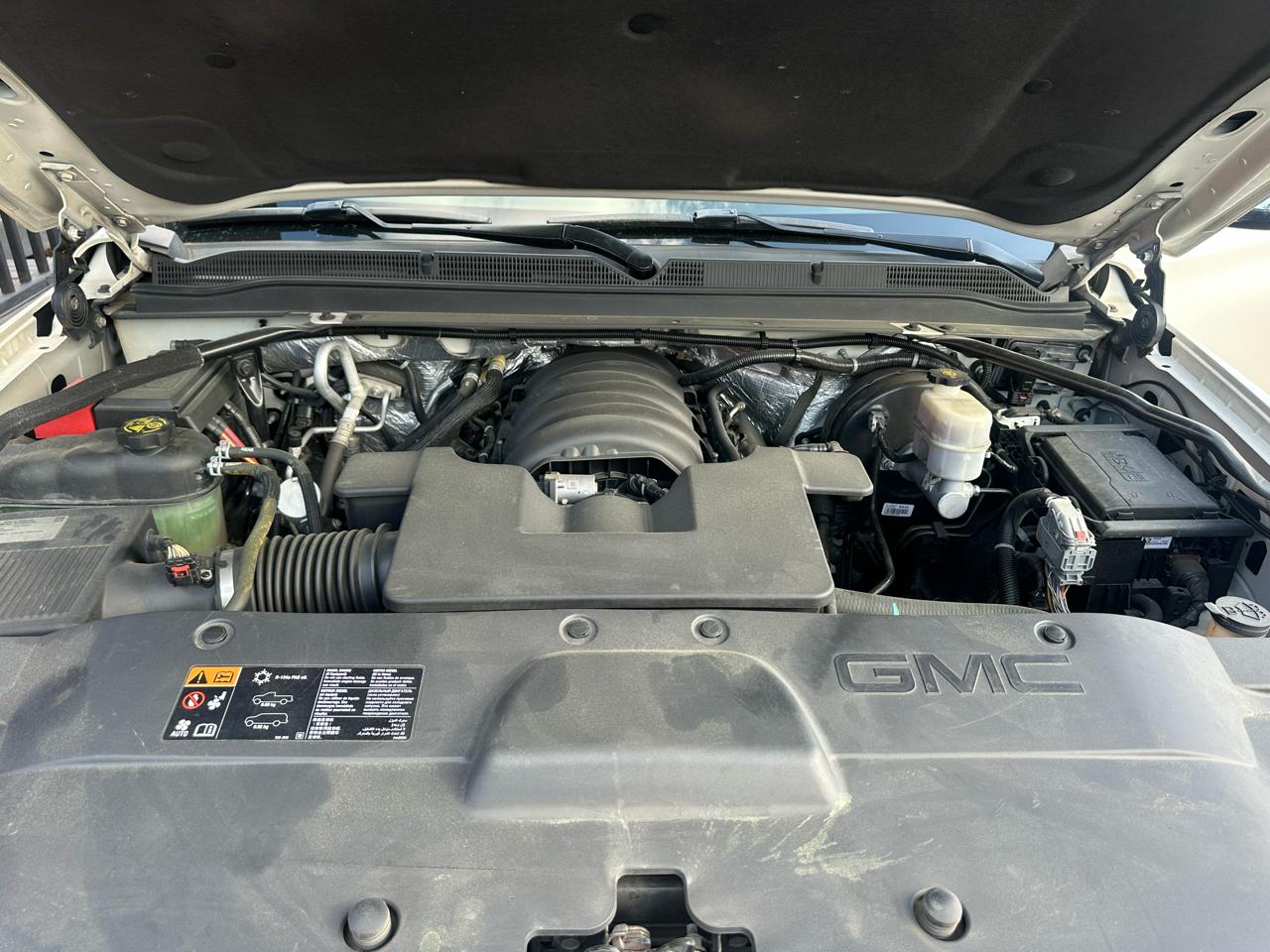 GMC Yukon 4WD 4dr Denali 2015