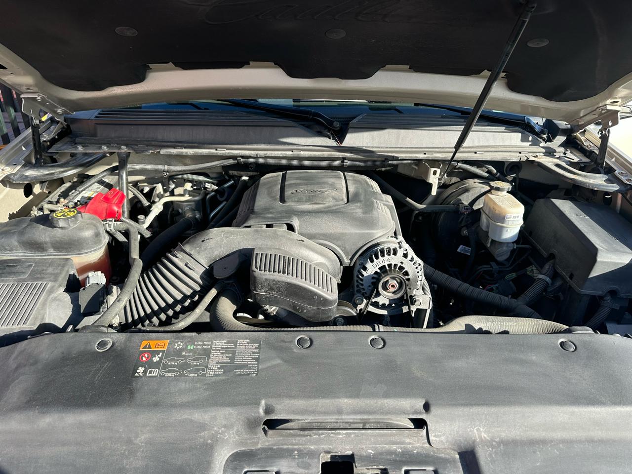 Cadillac Escalade ESV 2WD 4dr Premium 2013