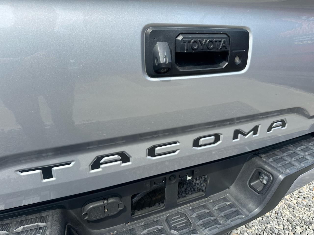 Toyota Tacoma 2WD Double Cab LB V6 AT TRD Sport (Natl) 2016