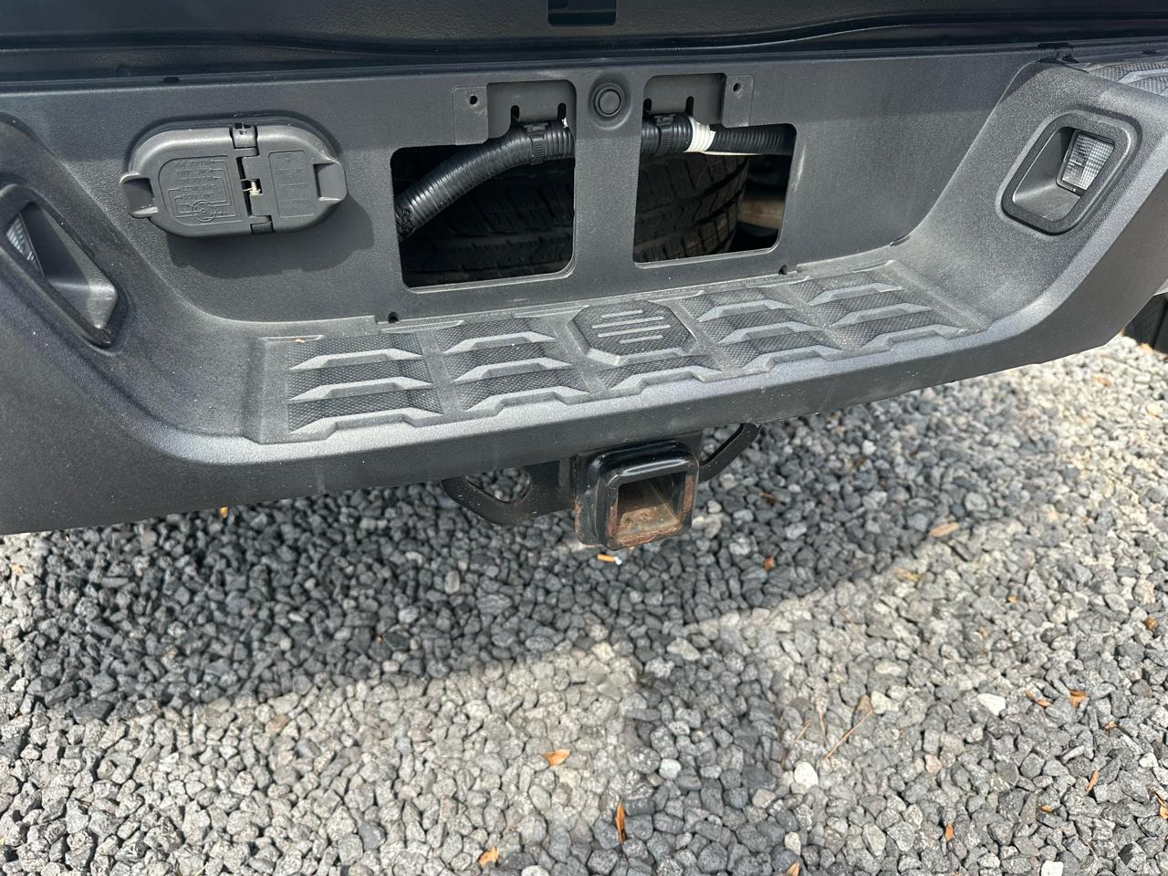 Toyota Tacoma 2WD Double Cab LB V6 AT TRD Sport (Natl) 2016