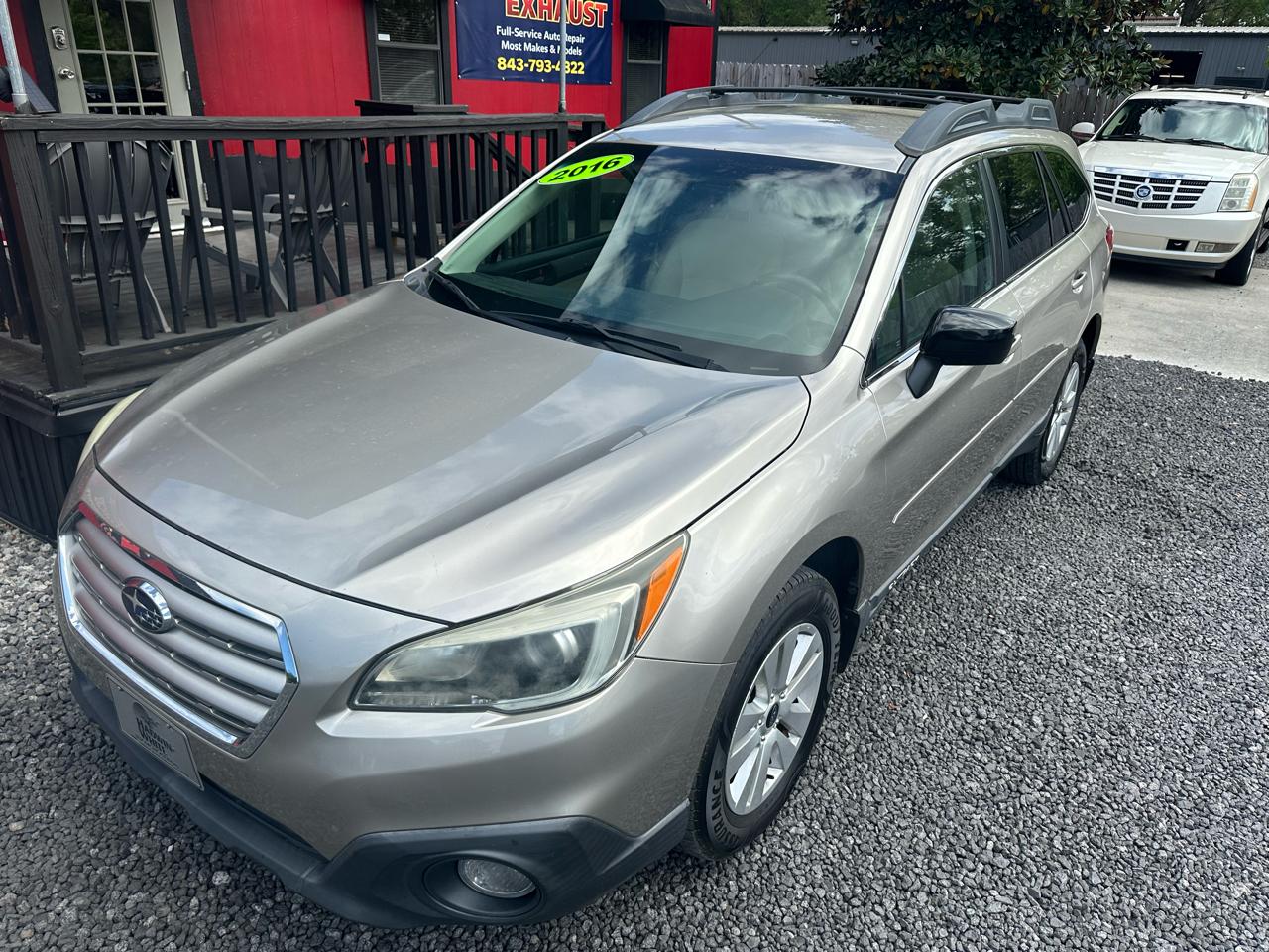 Subaru Outback 4dr Wgn 2.5i Premium 2016