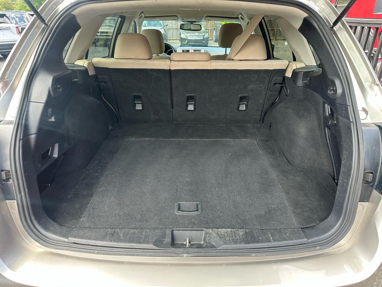 Subaru Outback 4dr Wgn 2.5i Premium 2016