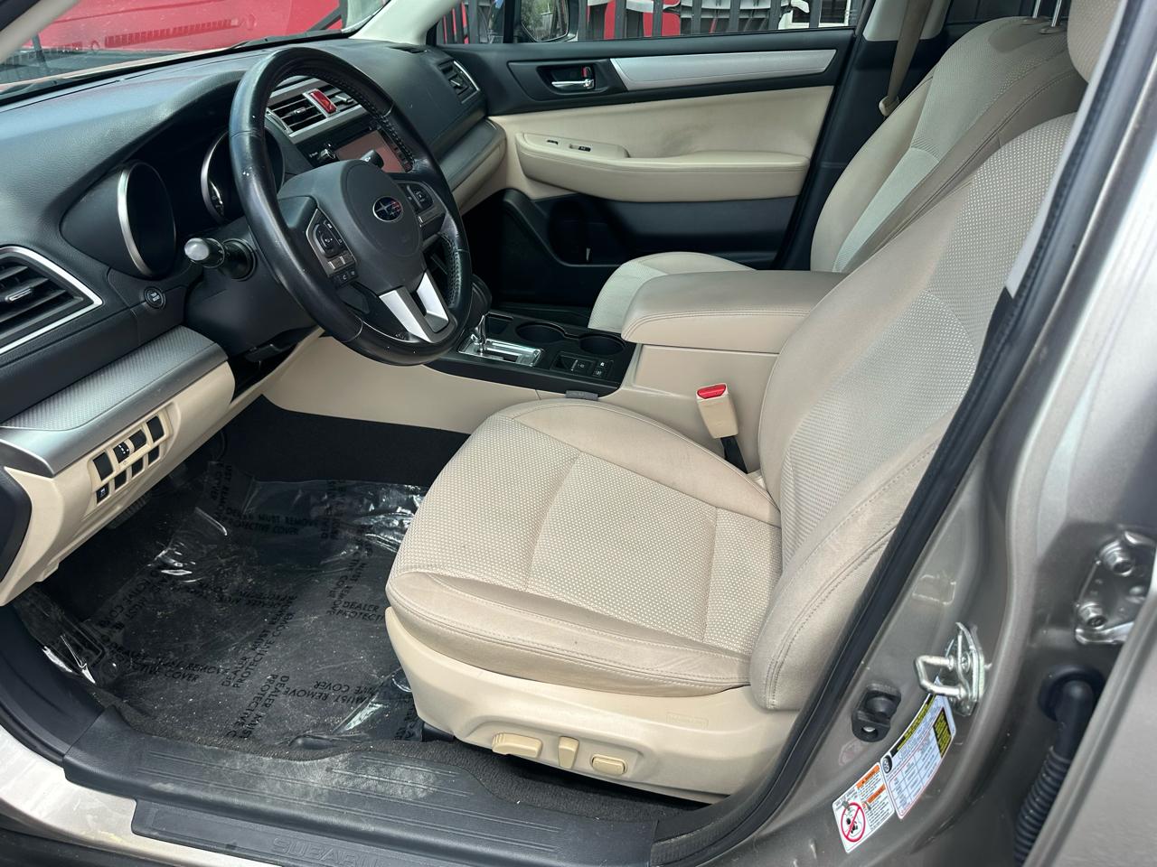 Subaru Outback 4dr Wgn 2.5i Premium 2016