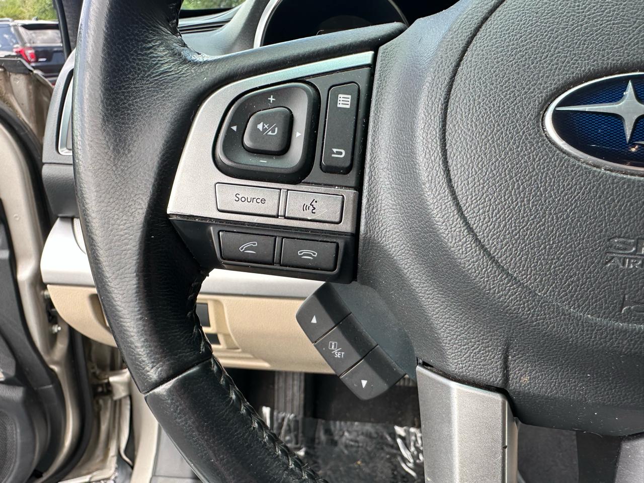 Subaru Outback 4dr Wgn 2.5i Premium 2016