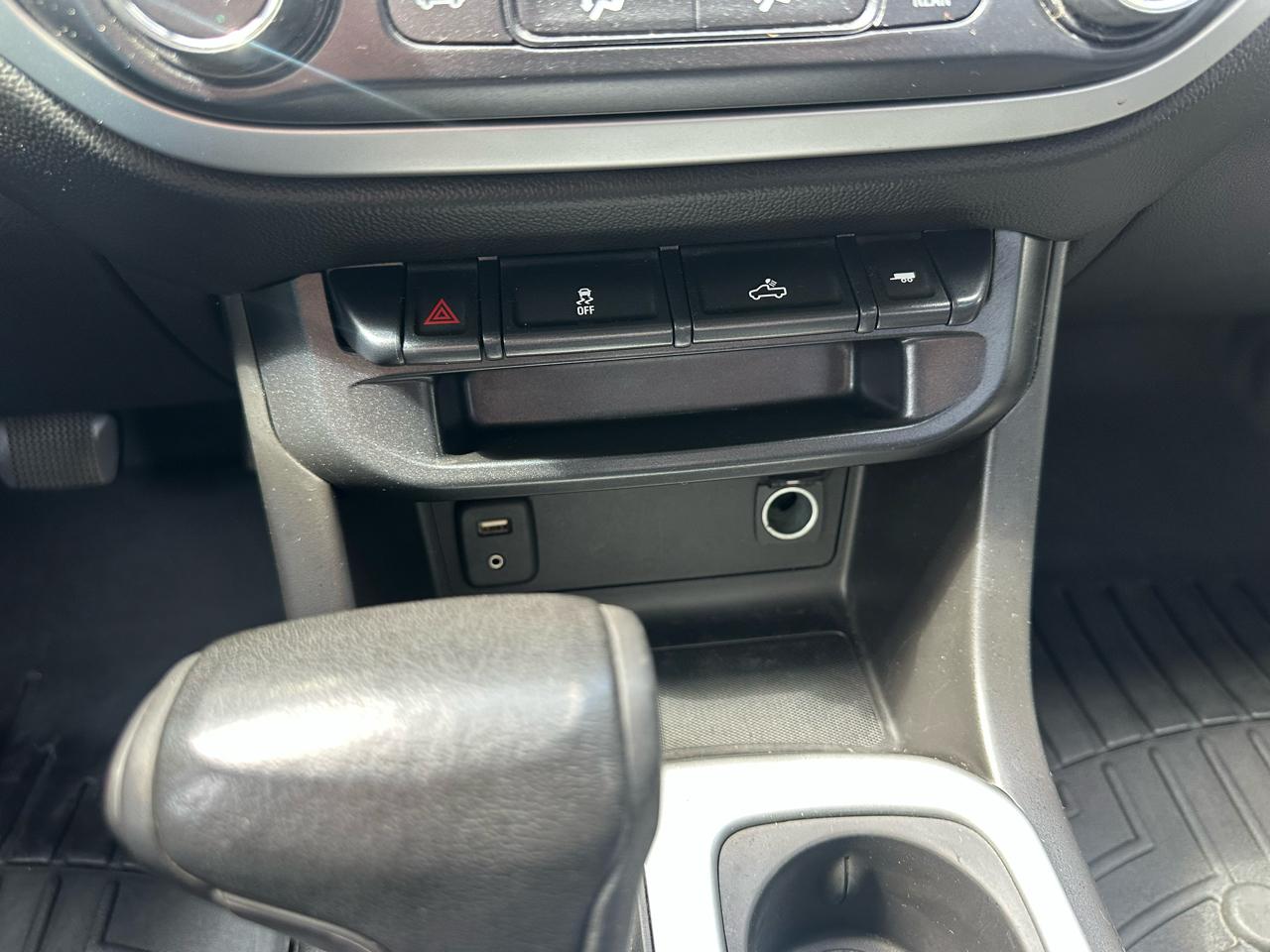 Chevrolet Colorado 2WD Crew Cab 128.3" LT 2015