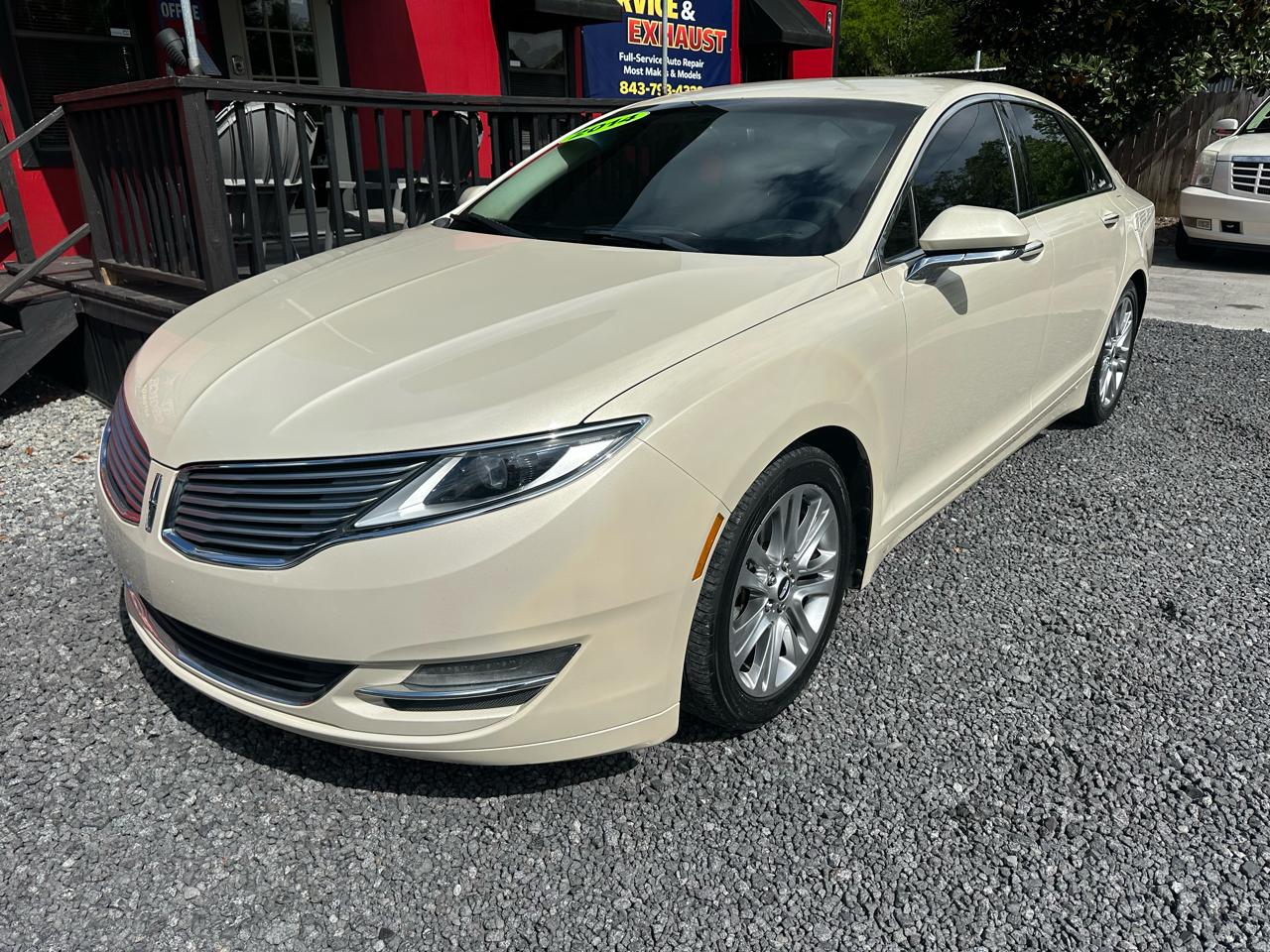 Lincoln MKZ 4dr Sdn FWD 2014