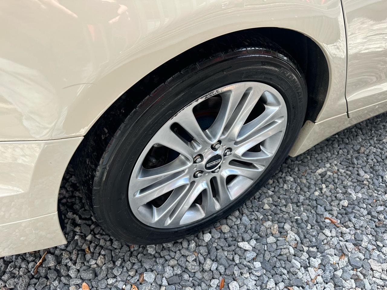 Lincoln MKZ 4dr Sdn FWD 2014