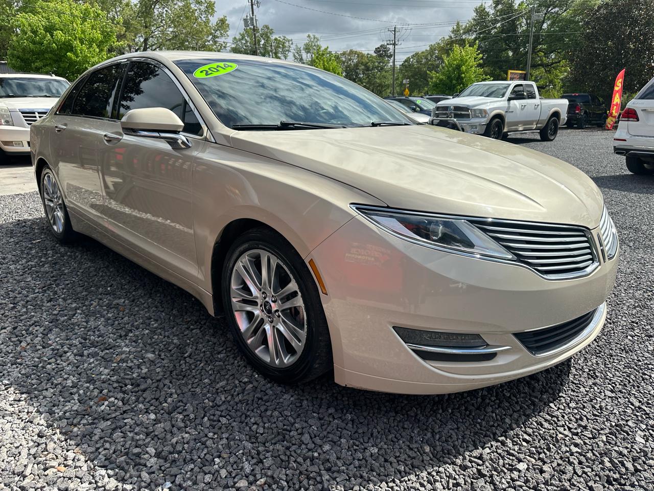 Lincoln MKZ 4dr Sdn FWD 2014