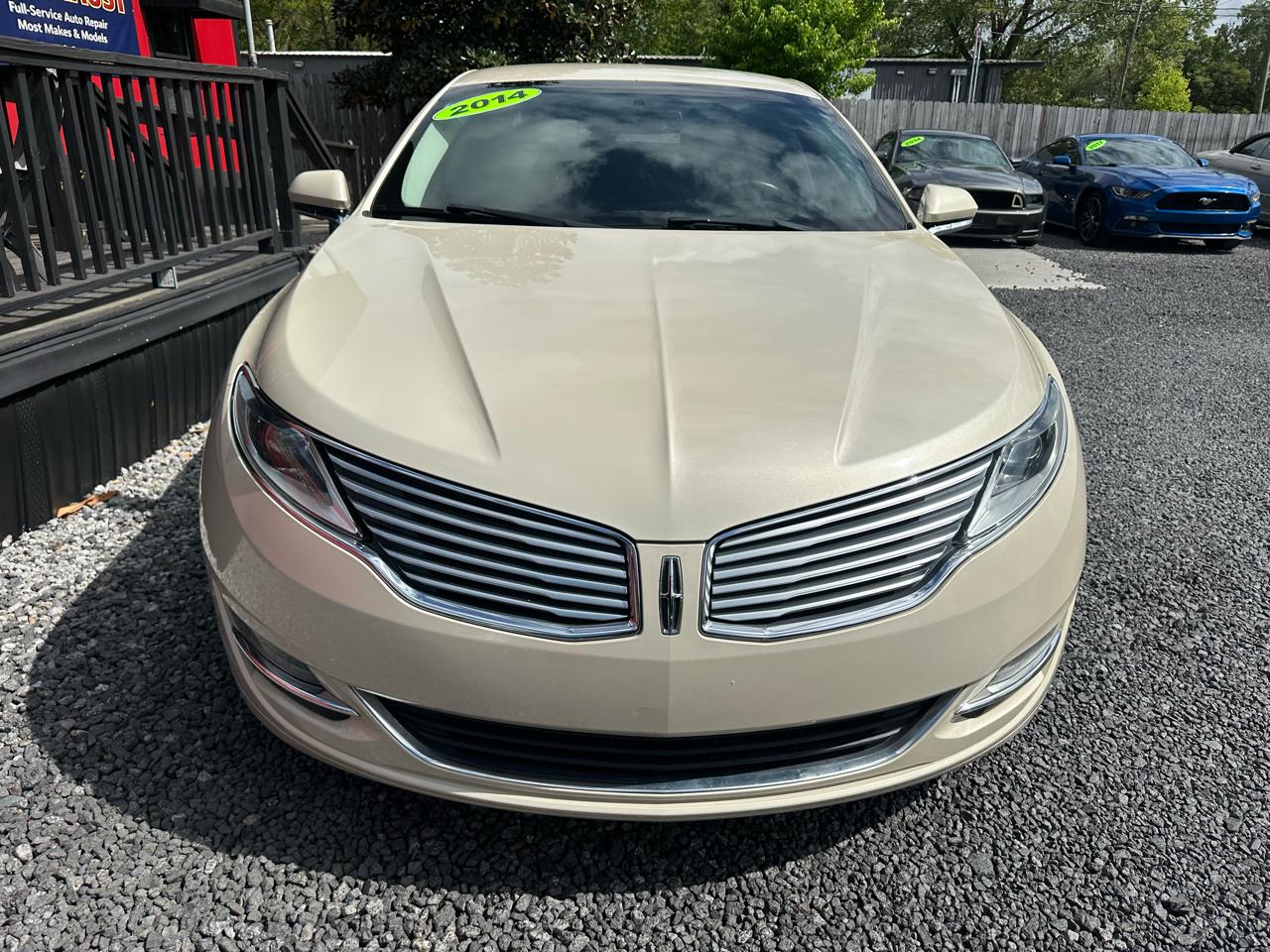 Lincoln MKZ 4dr Sdn FWD 2014