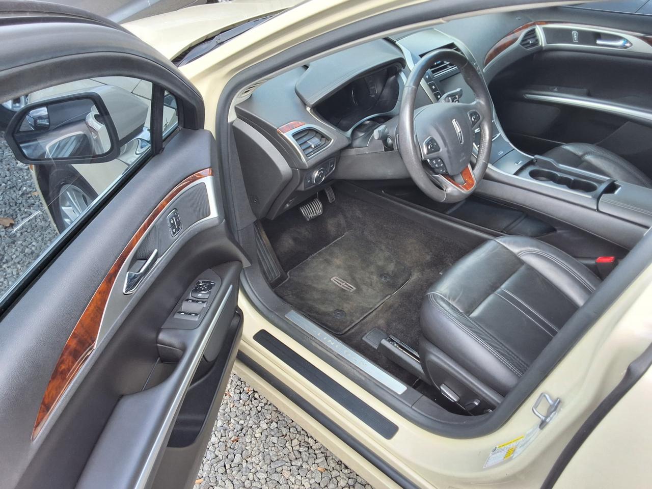 Lincoln MKZ 4dr Sdn FWD 2014