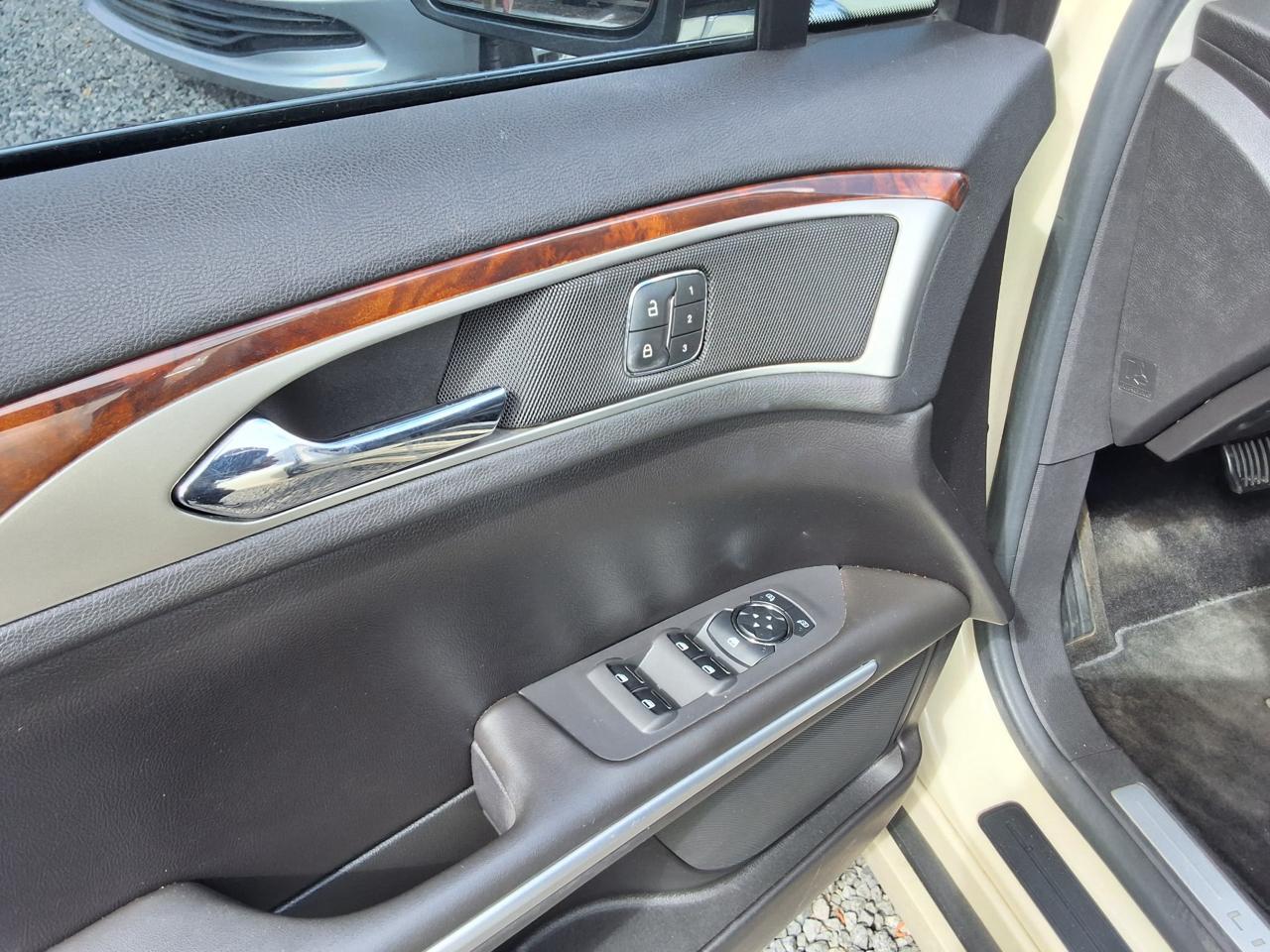 Lincoln MKZ 4dr Sdn FWD 2014