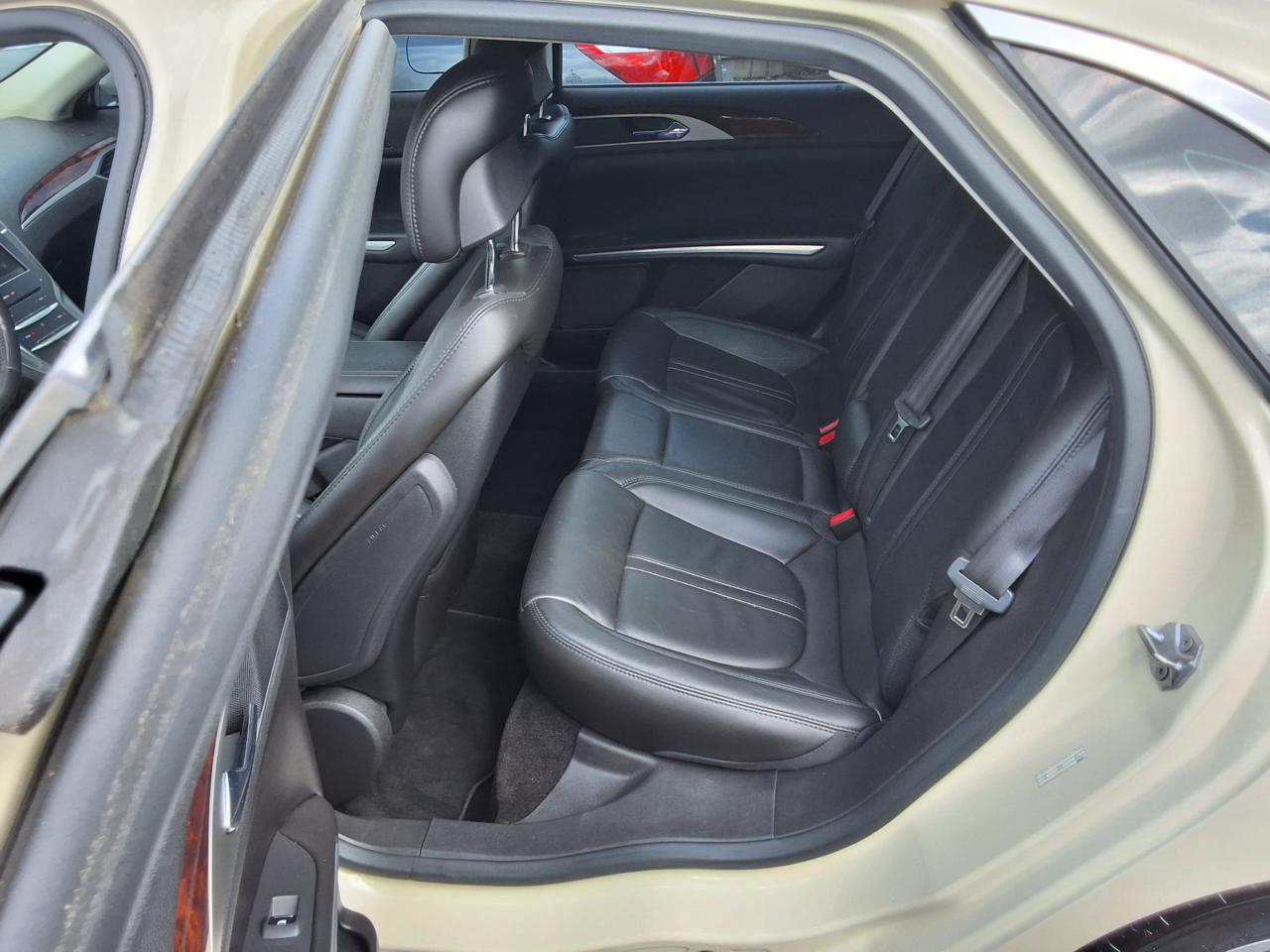 Lincoln MKZ 4dr Sdn FWD 2014